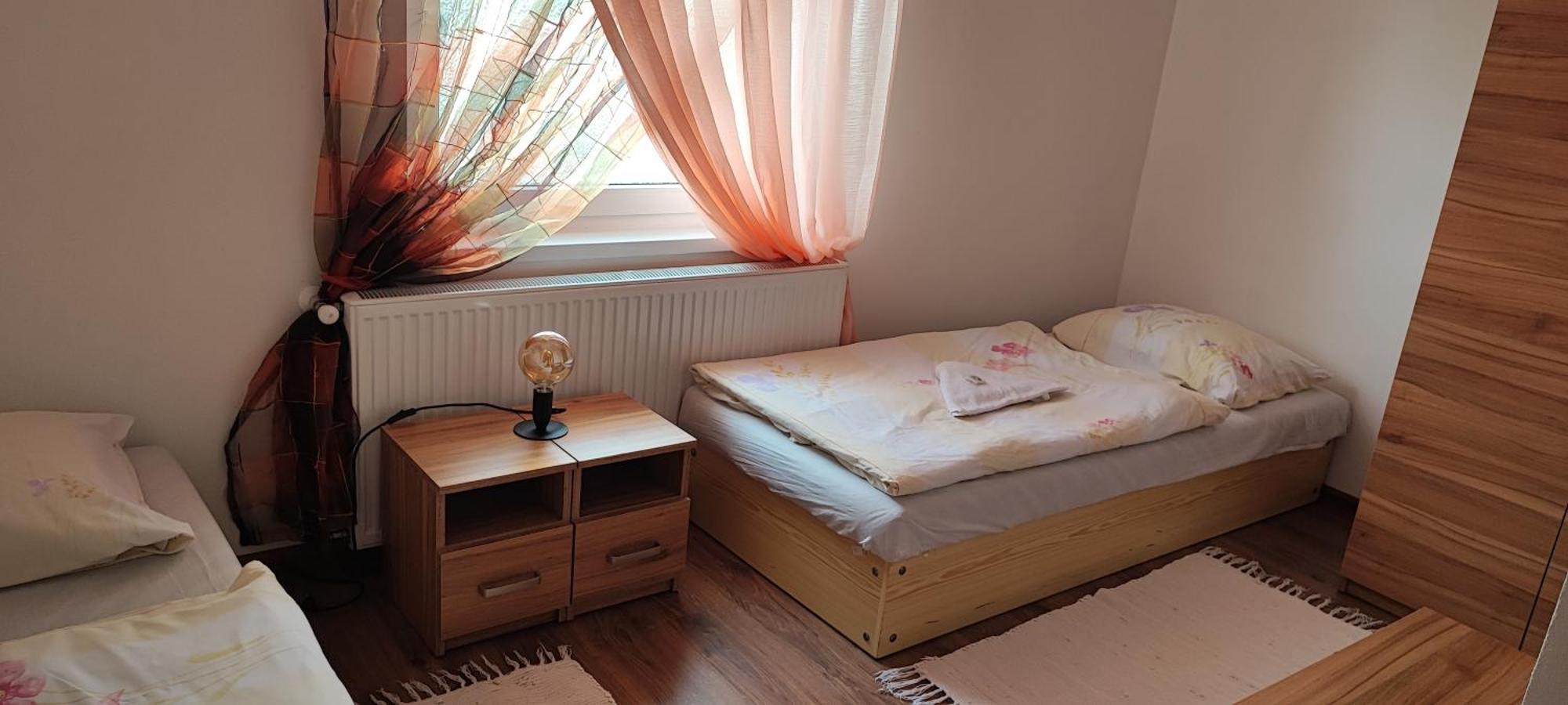 Kaluža Hotel Merkur מראה חיצוני תמונה